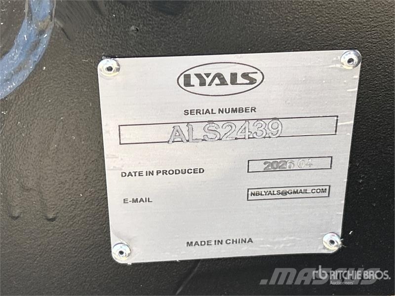 LYALS ALSSB 12 in Skid Steer Backhoe (Unused) Retroescavadeiras