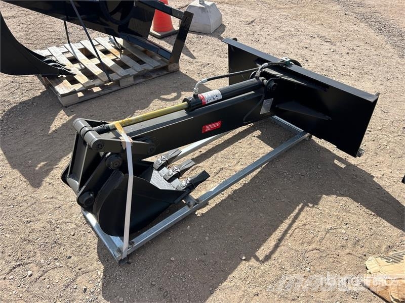  LYALS ALSSB 12 in Skid Steer Backhoe (Unused) Retroescavadeiras