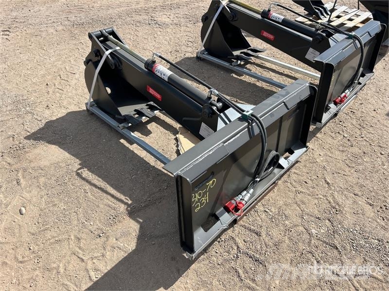 LYALS ALSSB 12 in Skid Steer Backhoe (Unused) Retroescavadeiras
