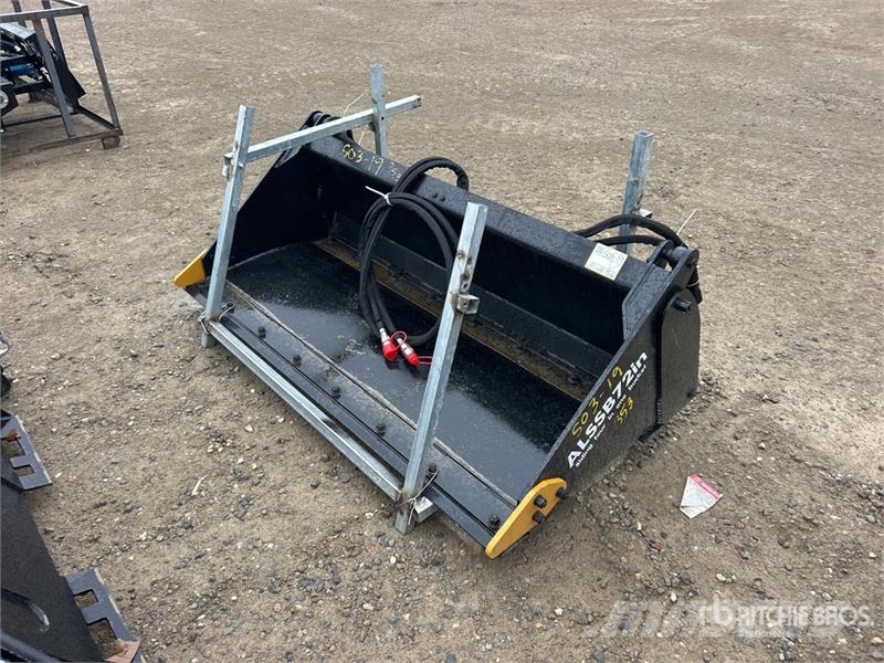  LYALS ALSSB72 72 in Multi-Purpose Skid Steer Bucke Cucharones
