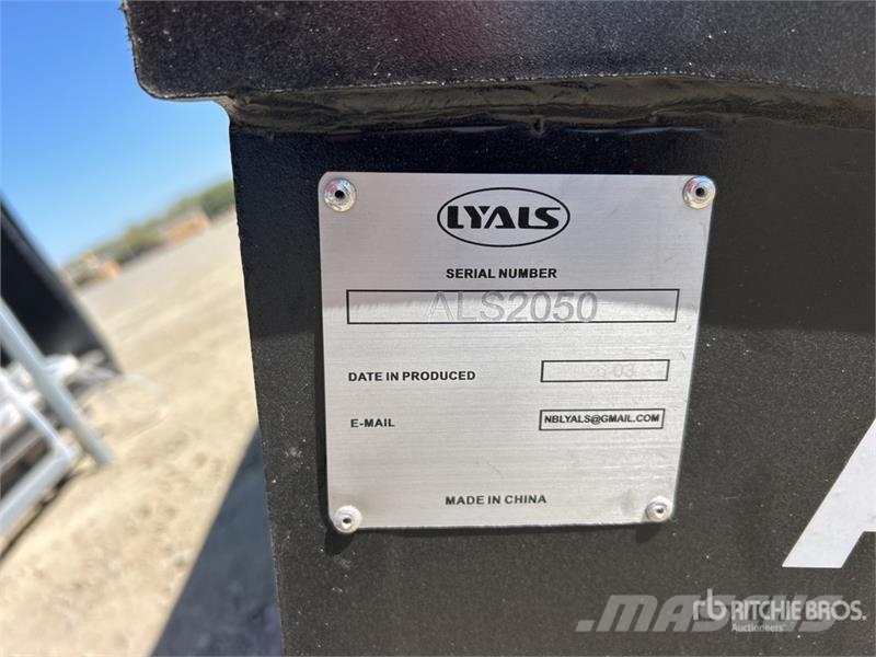  LYALS ALSSB76 76 in General Purpose Skid Steer Buc Cucharones
