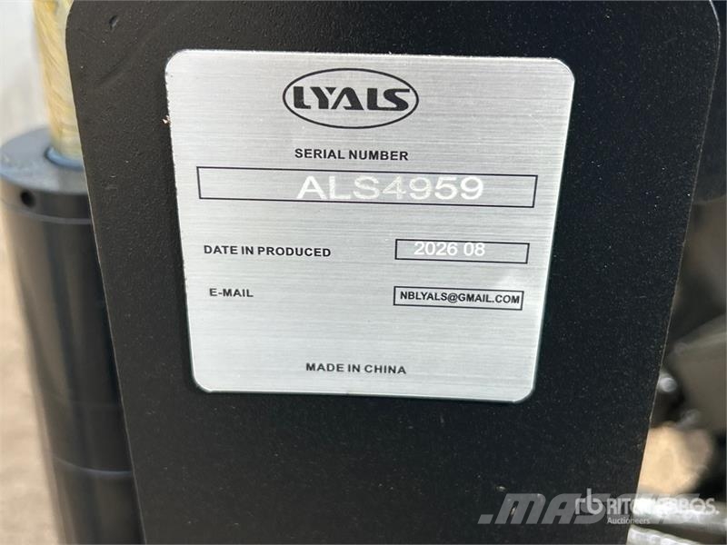  LYALS ZMQ01 72 in Skid Steer Grapple (Unused) グラップル