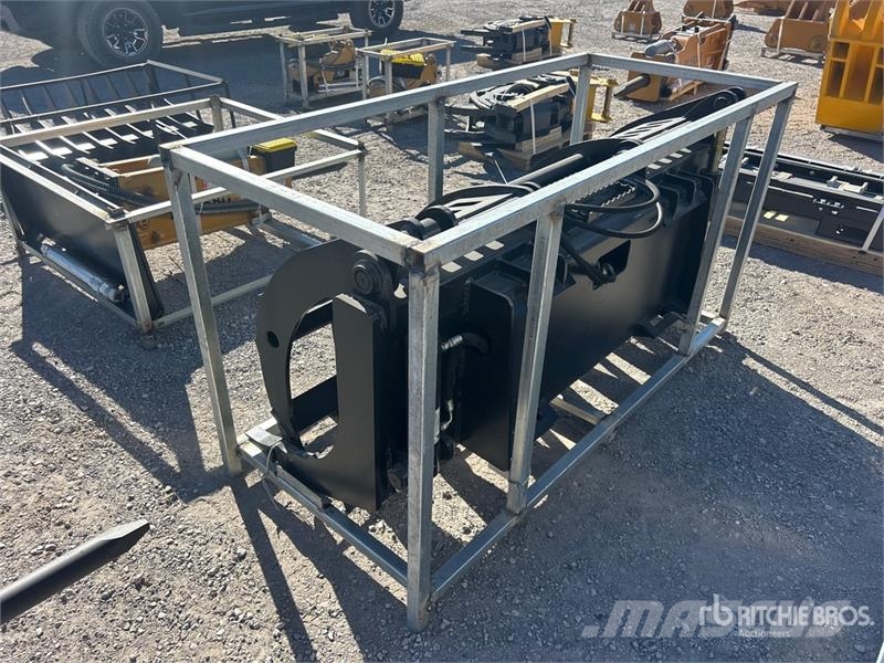 LYALS ZMQ01 72 in Skid Steer Grapple (Unused) Garras