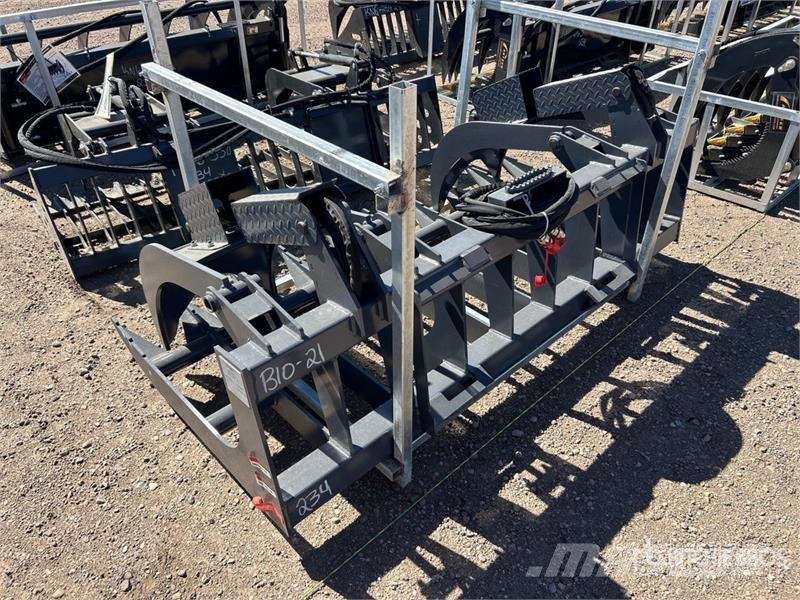 LYALS ZMQ05 84 in Root Skid Steer Grapple (Unused) خطاطيف