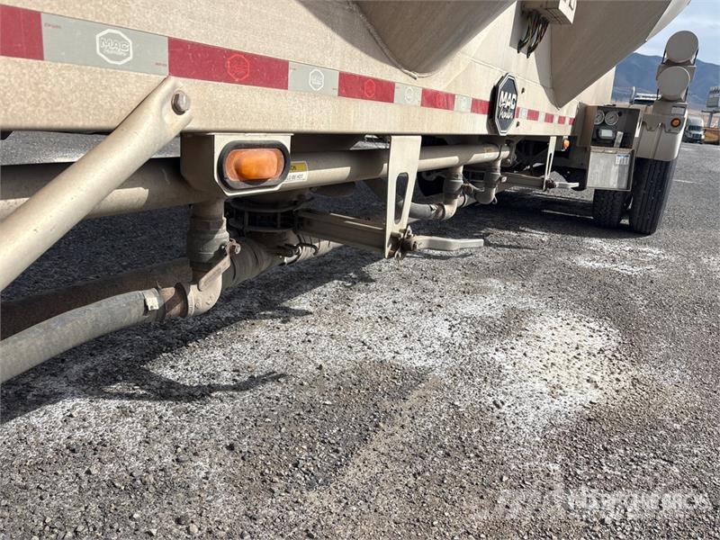 MAC 1050 cft T/A Pneumatic Bulk Trailer Other trailers