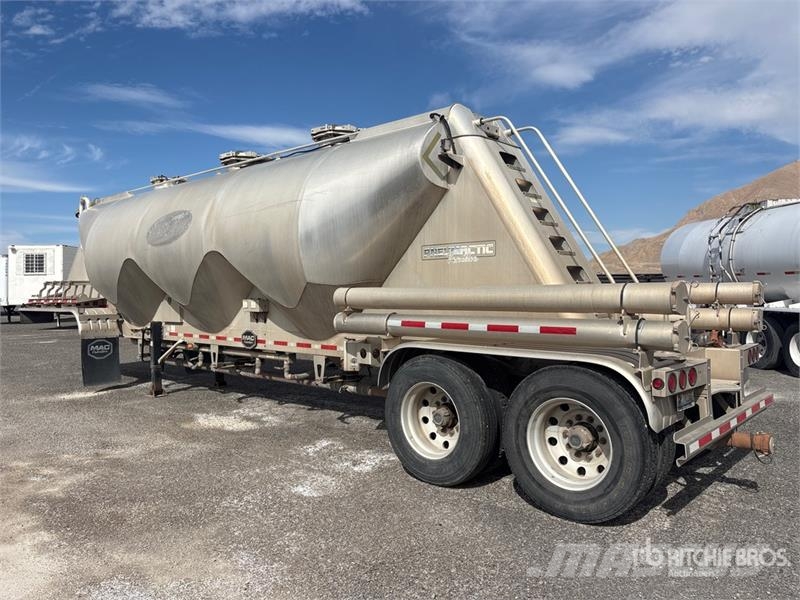 MAC 1050 cft T/A Pneumatic Bulk Trailer Other trailers