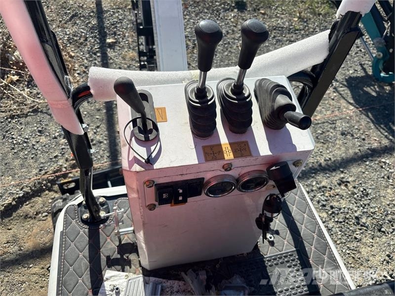 Machpro LP-319-BLT-WH-MX Mini Excavator (Unused) Minigravemaskiner
