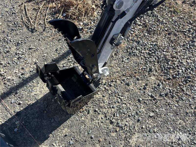 Machpro LP-319-BLT-WH-MX Mini Excavator (Unused) Minigravemaskiner