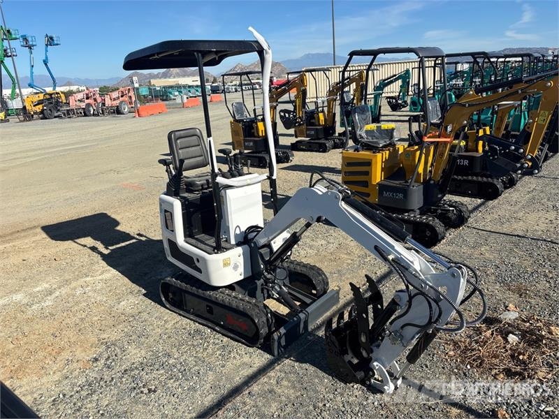 Machpro LP-319-BLT-WH-MX Mini Excavator (Unused) Minigravemaskiner
