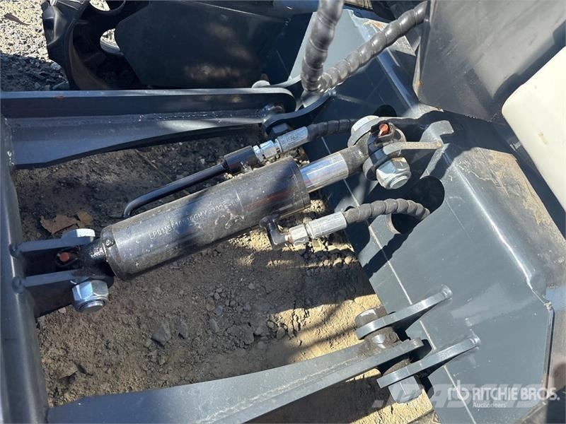 Machpro LP-319-BLT-WH-MX Mini Excavator (Unused) Minigravemaskiner