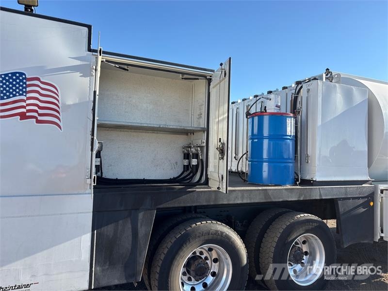 Mack 4500 L 6x4 Fuel and Lube Truck Tovornjaki cisterne