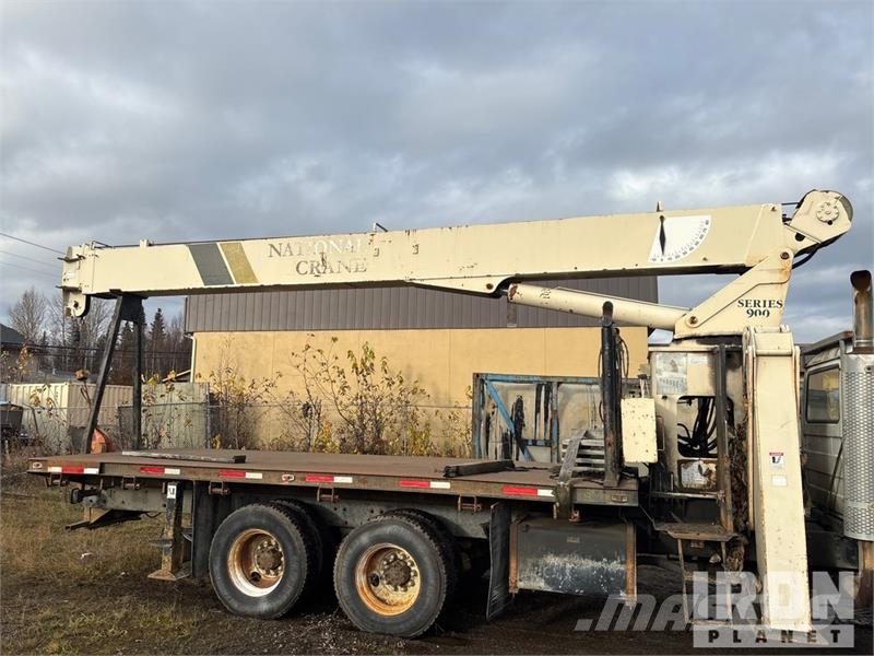 Mack 990 46000 lb Straight Boom on Mack RD690S 6x4 Boom Tovornjaki z žerjavom