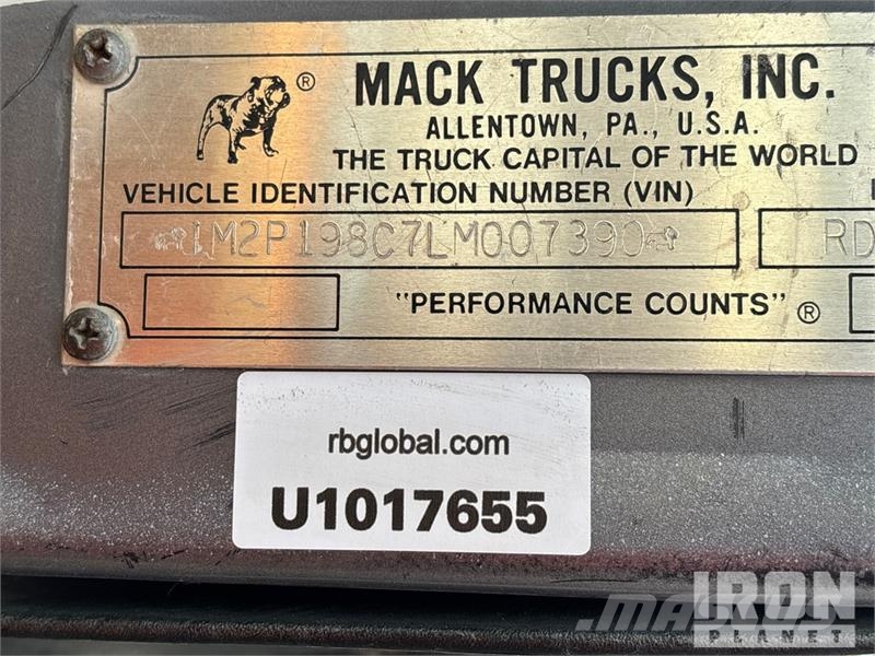 Mack 990 46000 lb Straight Boom on Mack RD690S 6x4 Boom Tovornjaki z žerjavom