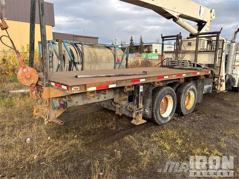 Mack 990 46000 lb Straight Boom on Mack RD690S 6x4 Boom Tovornjaki z žerjavom