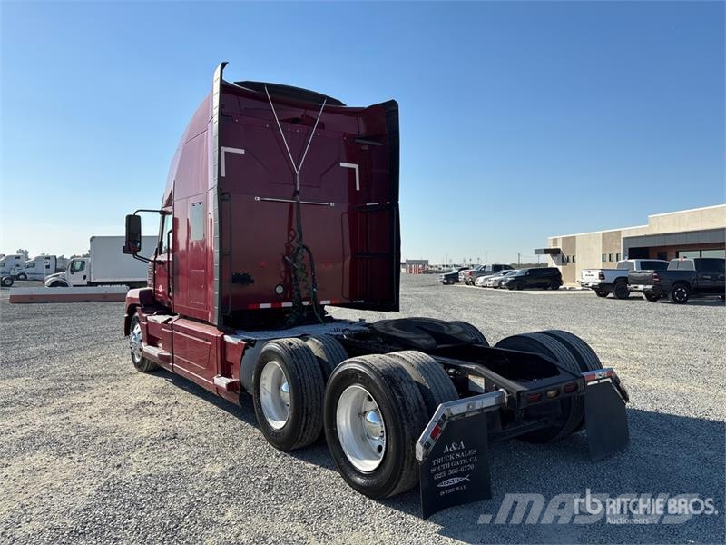 Mack AN64T 6x4 T/A Sleeper Truck Tractor Tegljači