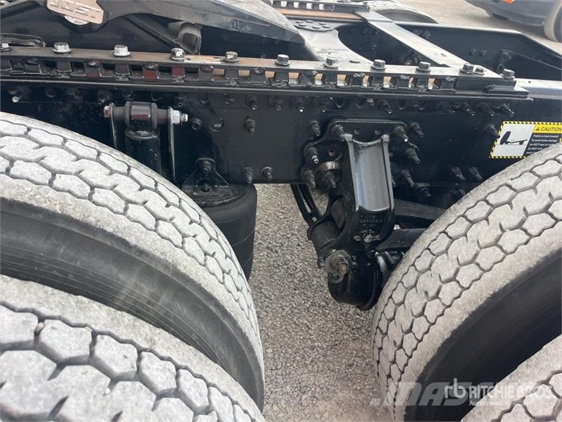 Mack Anthem 64T 6x4 T/A Sleeper Truck Tractor Camiones tractor