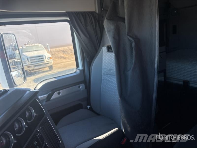 Mack Anthem 6x4 T/A Sleeper Truck Tractor Vlačilci