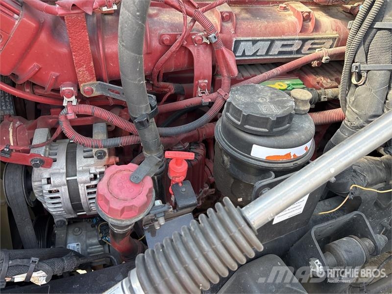 Mack Anthem 6x4 T/A Sleeper Truck Tractor Vlačilci