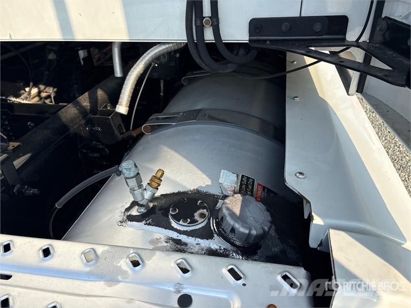 Mack Anthem 6x4 T/A Sleeper Truck Tractor Vilcēji