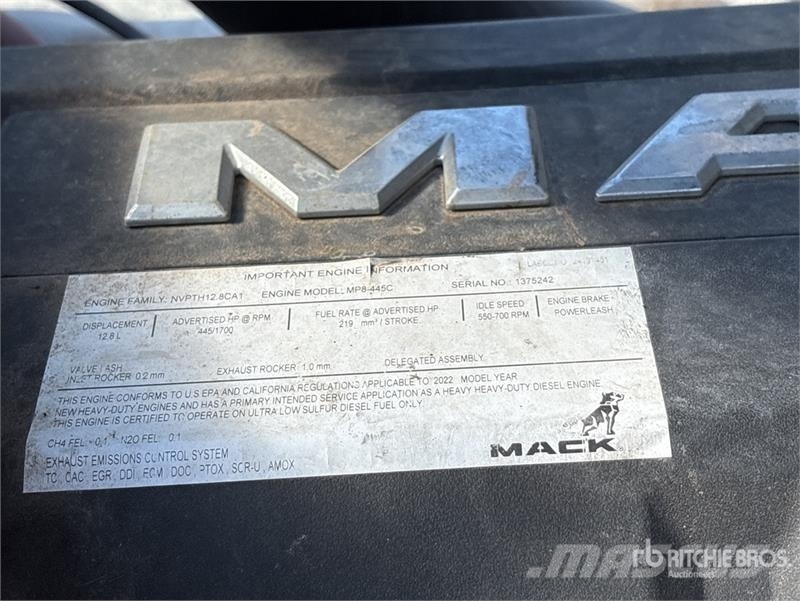 Mack Anthem 6x4 T/A Sleeper Truck Tractor Vlačilci
