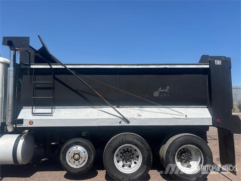 Mack CHU613 Tipper trucks