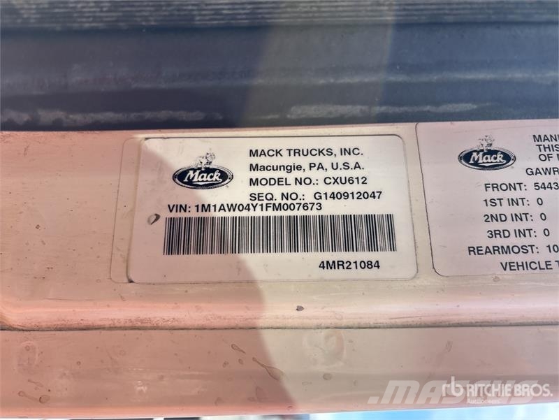 Mack CXU612 曳引機組件