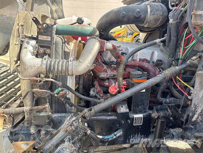 Mack CXU612 曳引機組件