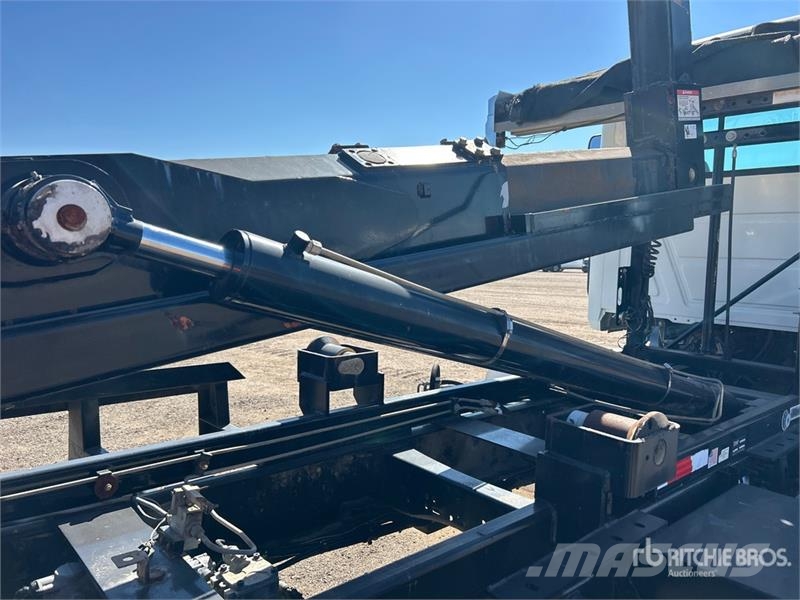 Mack CXU612 4x2 Hooklift Truck Kotalni prekucni tovornjaki