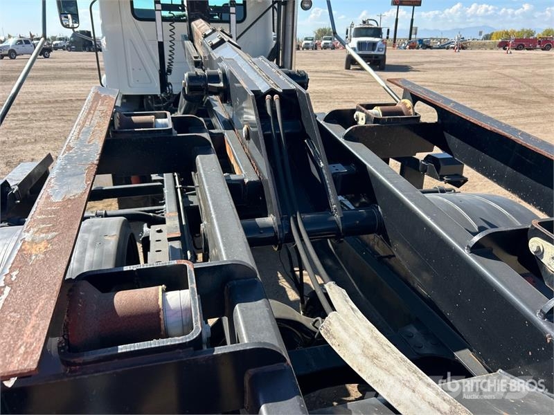 Mack CXU612 4x2 Hooklift Truck Kotalni prekucni tovornjaki