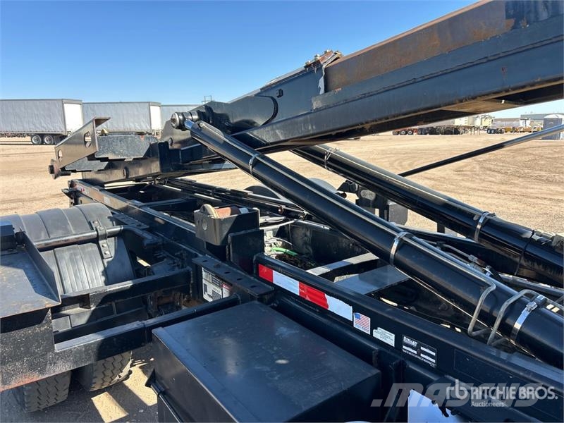 Mack CXU612 4x2 Hooklift Truck Kotalni prekucni tovornjaki