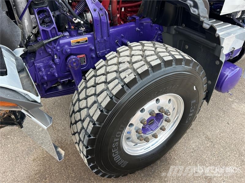 Mack GR64FT 6x4 Granite Roll-Off Truck Kravas automašinas konteineru vedeji