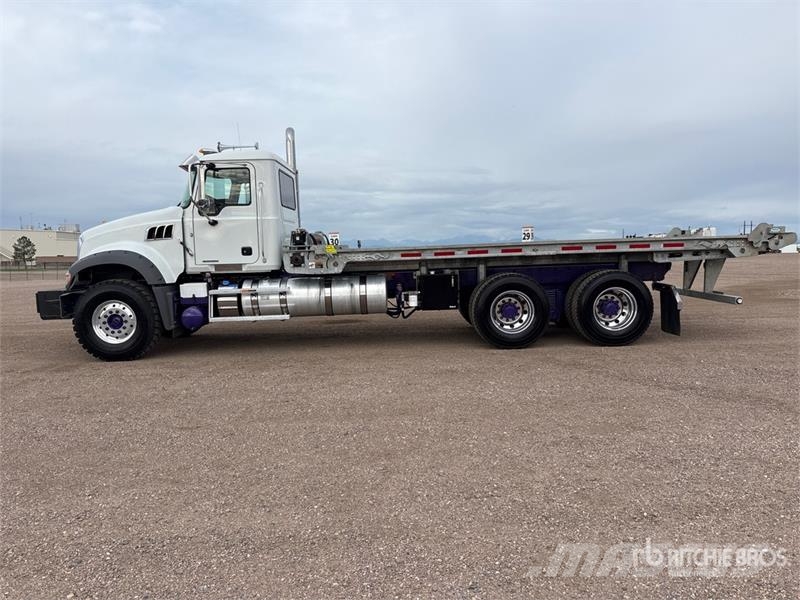Mack GR64FT 6x4 Heavy Haul Roll-Off Truck Komunalni tovornjaki