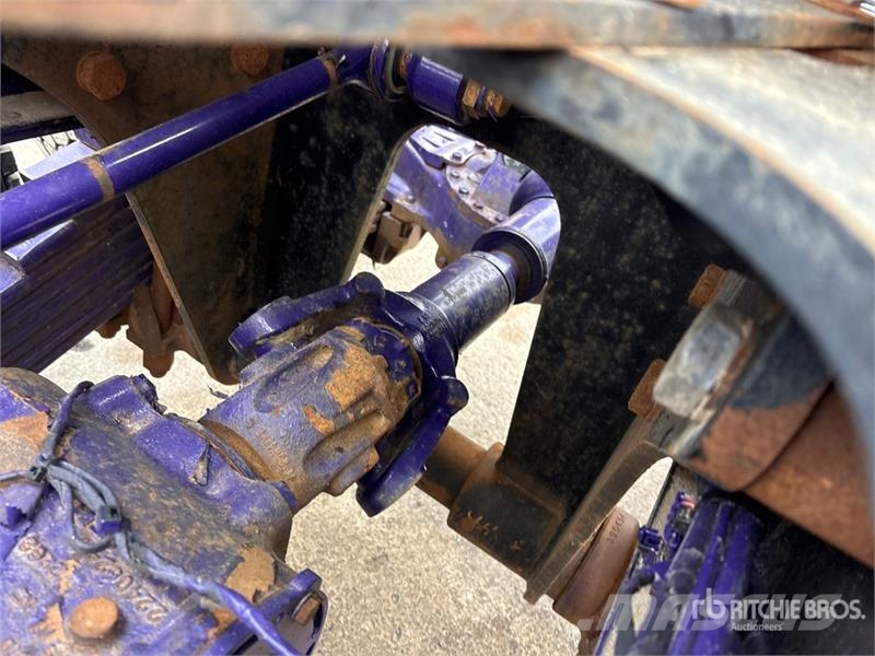 Mack GR64FT 6x4 T/A Day Cab Truck Tractor وحدات الجر