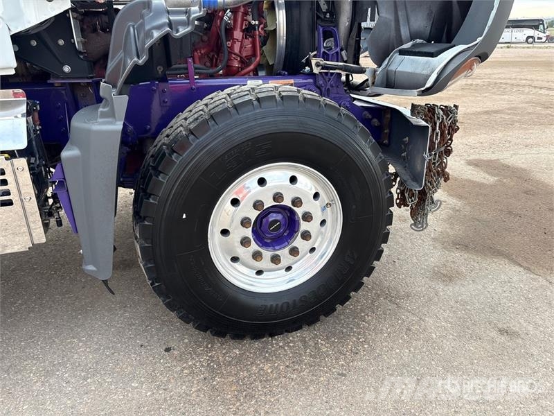 Mack GR64FT 6x4 T/A Day Cab Truck Tractor وحدات الجر