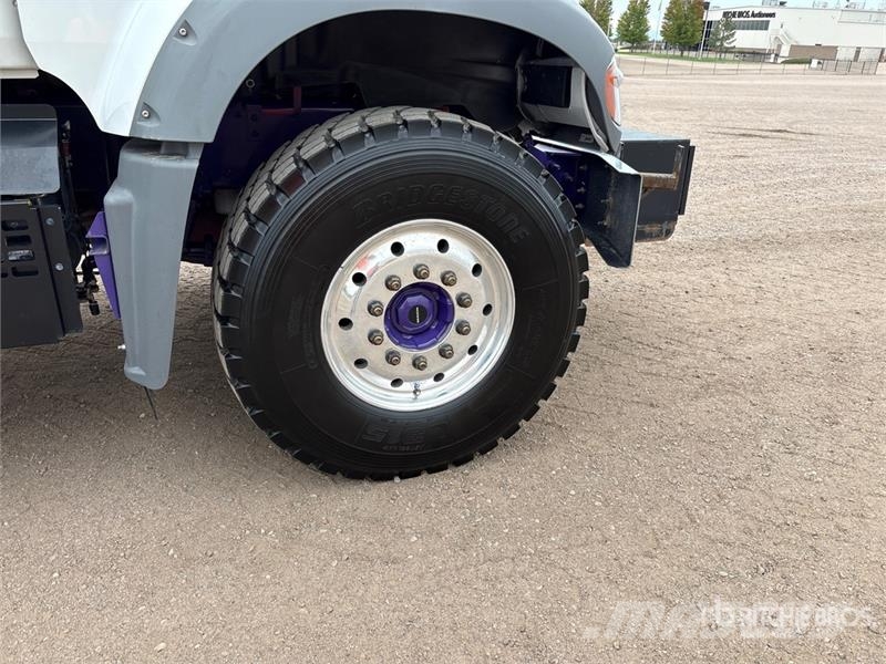 Mack GR64FT Granite 6x4 Granite Heavy Haul Roll-Off Tru Camion con cassone scarrabile