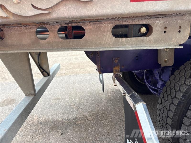 Mack GR64FT Granite 6x4 Granite Heavy Haul Roll-Off Tru Camion con cassone scarrabile
