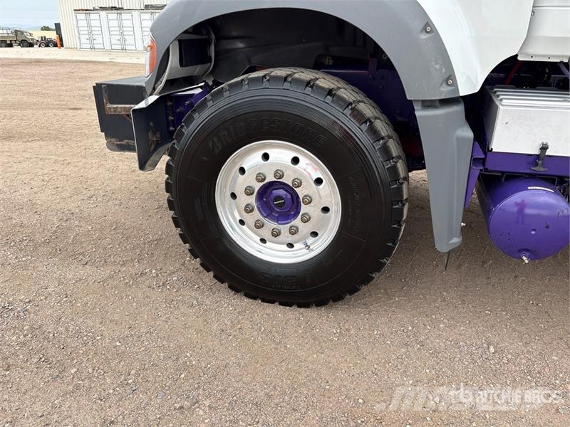 Mack GR64FT Granite 6x4 Granite Heavy Haul Roll-Off Tru Camion con cassone scarrabile