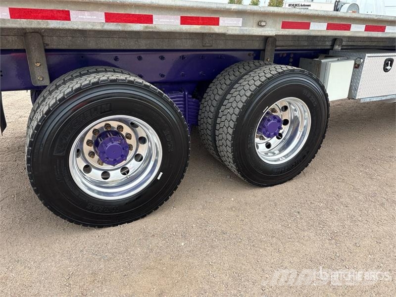 Mack GR64FT Granite 6x4 Granite Heavy Haul Roll-Off Tru Camion con cassone scarrabile