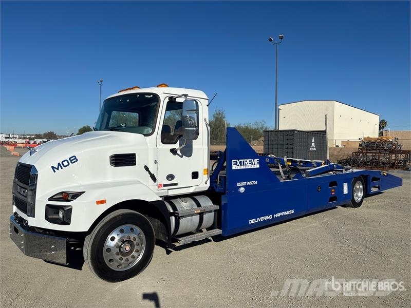 Mack MD 4x2 Car Carrier Truck Evakuatori