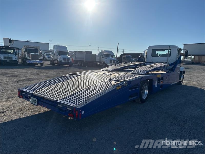 Mack MD 4x2 Car Carrier Truck Evakuatori