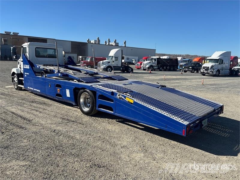 Mack MD 4x2 Car Carrier Truck Camiones portavehículos