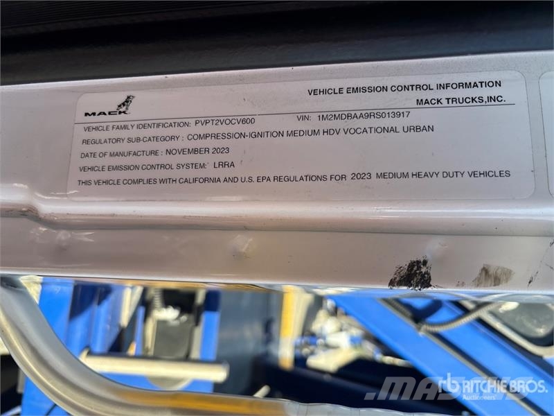 Mack MD 4x2 Car Carrier Truck Vehicle transporters