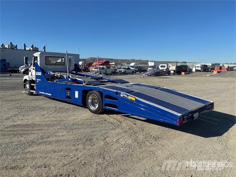 Mack MD 4x2 Car Carrier Truck Evakuatori