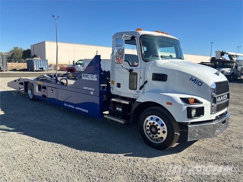 Mack MD 4x2 Car Carrier Truck Camiones portavehículos