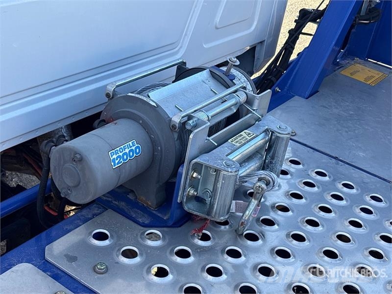 Mack MD 4x2 Car Carrier Truck Vehicle transporters