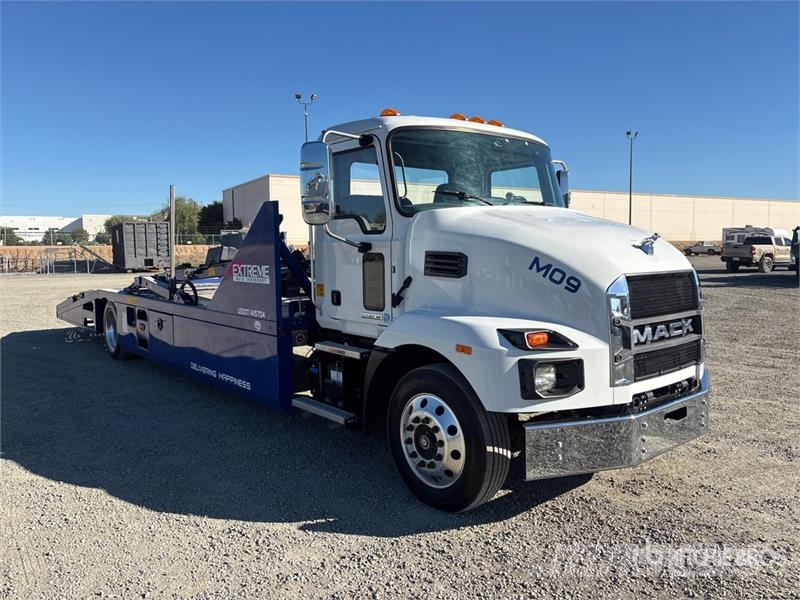 Mack MD 4x2 Car Carrier Truck Evakuatori