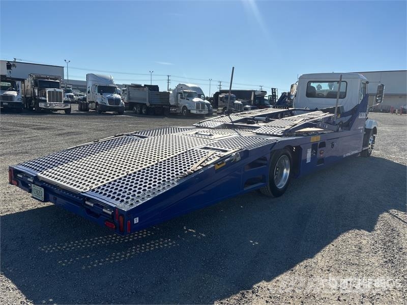 Mack MD 4x2 Car Carrier Truck Evakuatori