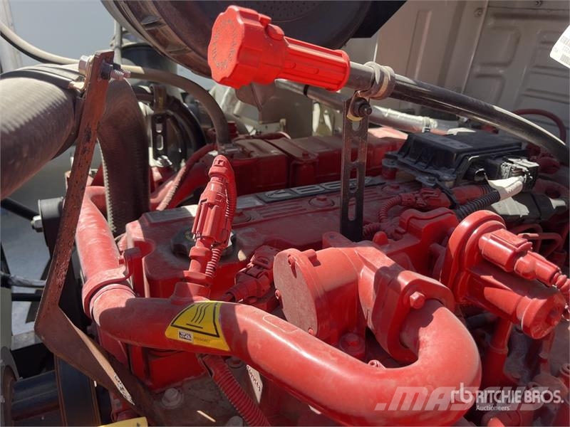 Mack MD642 4x2 Roll-Off Truck Portaalsysteem vrachtwagens
