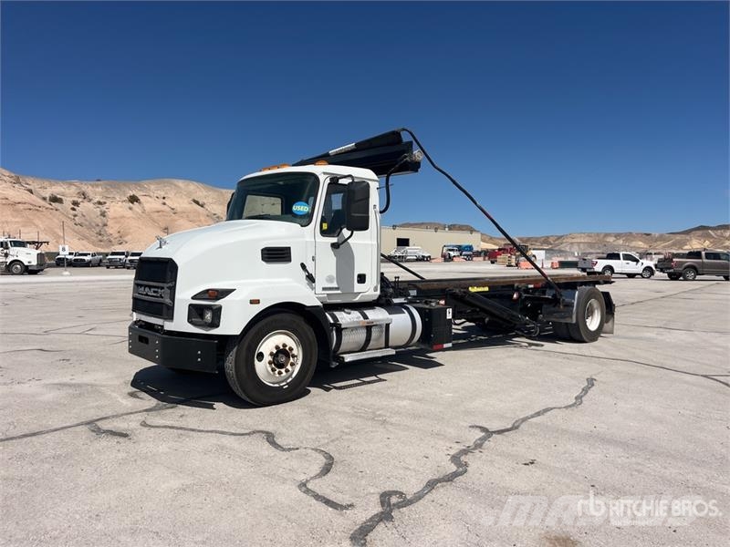 Mack MD642 4x2 Roll-Off Truck Portaalsysteem vrachtwagens