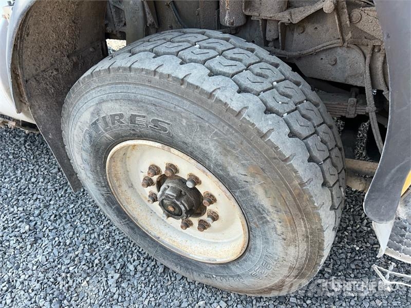 Mack MR688S 6x4 Water Truck (Inoperable) Поливочные машины